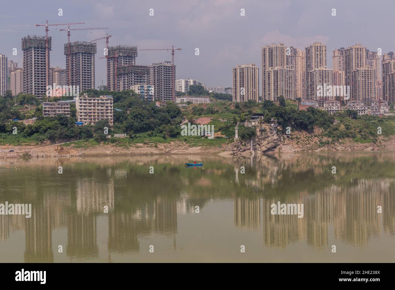 Jialing Fluss in der Nähe der antiken Stadt Ciqikou, China Stockfoto