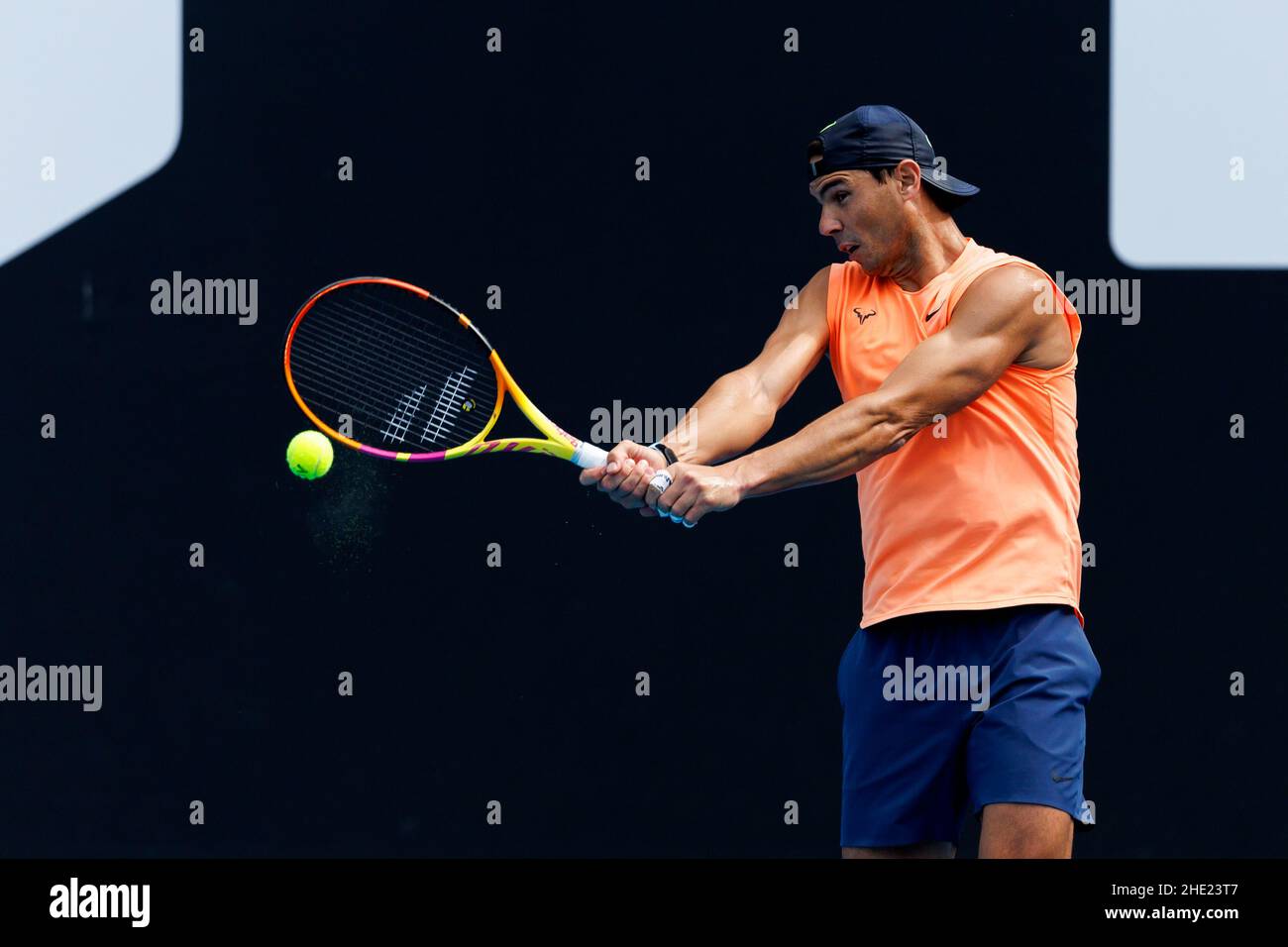 RAFAEL NADAL (ESP) übt am 3. Platz bei den Australian Open 2022 am Samstag, den 2022. Januar im Melbourne Park Stockfoto