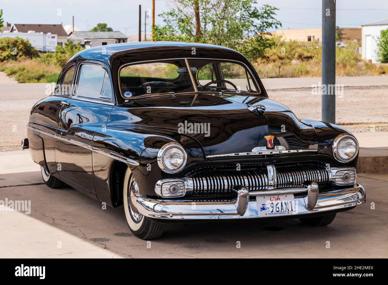 Wunderschön restauriertes schwarzes Mercury Automobil; Green River; Utah; USA Stockfoto