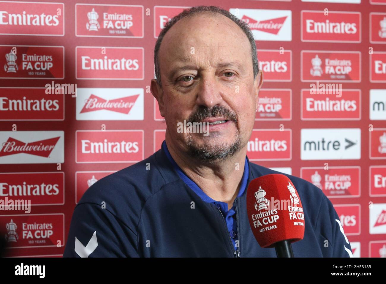 Rafa Benítez Manager von Everton während seines TV-Interviews vor dem Spiel von Hull City gegen den Everton FA Cup in, am 1/8/2022. (Foto von David Greaves/News Images/Sipa USA) Quelle: SIPA USA/Alamy Live News Stockfoto