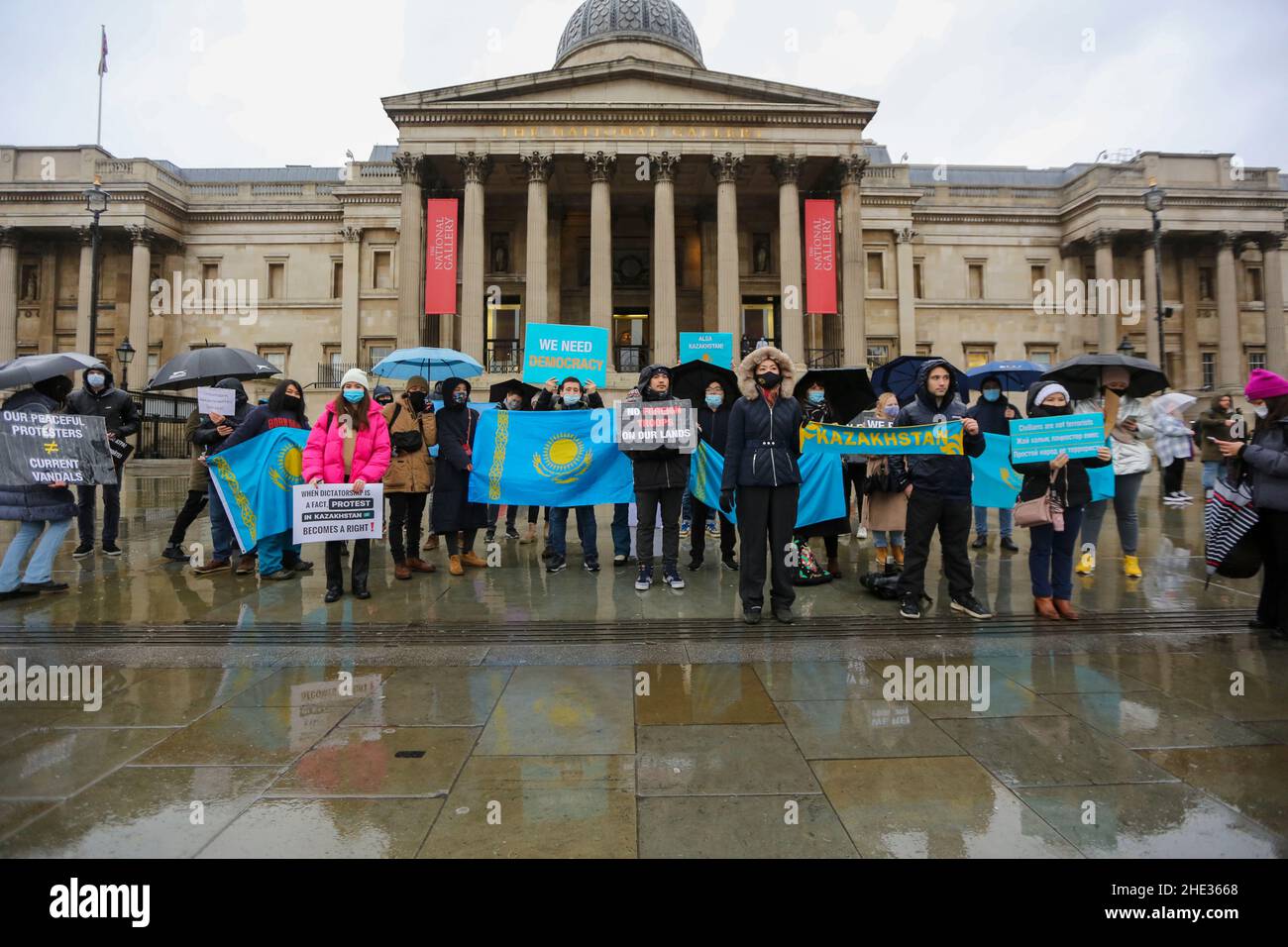 London, England, Großbritannien. 8th Januar 2022. Kasachen in London protestieren auf dem Trafalgar Square in Solidarität mit den Demonstranten in Kasachstan. (Bild: © Tayfun Salci/ZUMA Press Wire) Bild: ZUMA Press, Inc./Alamy Live News Stockfoto London, England, Großbritannien. 8th Januar 2022. Kasachen in London protestieren auf dem Trafalgar Square in Solidarität mit den Demonstranten in Kasachstan. (Bild: © Tayfun Salci/ZUMA Press Wire) Bild: ZUMA Press, Inc./Alamy Live News Stockfoto