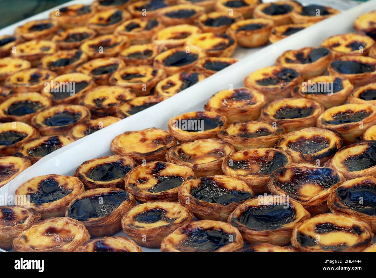 Pasteis de Nata, portugiesische Puddingtörtchen Stockfoto
