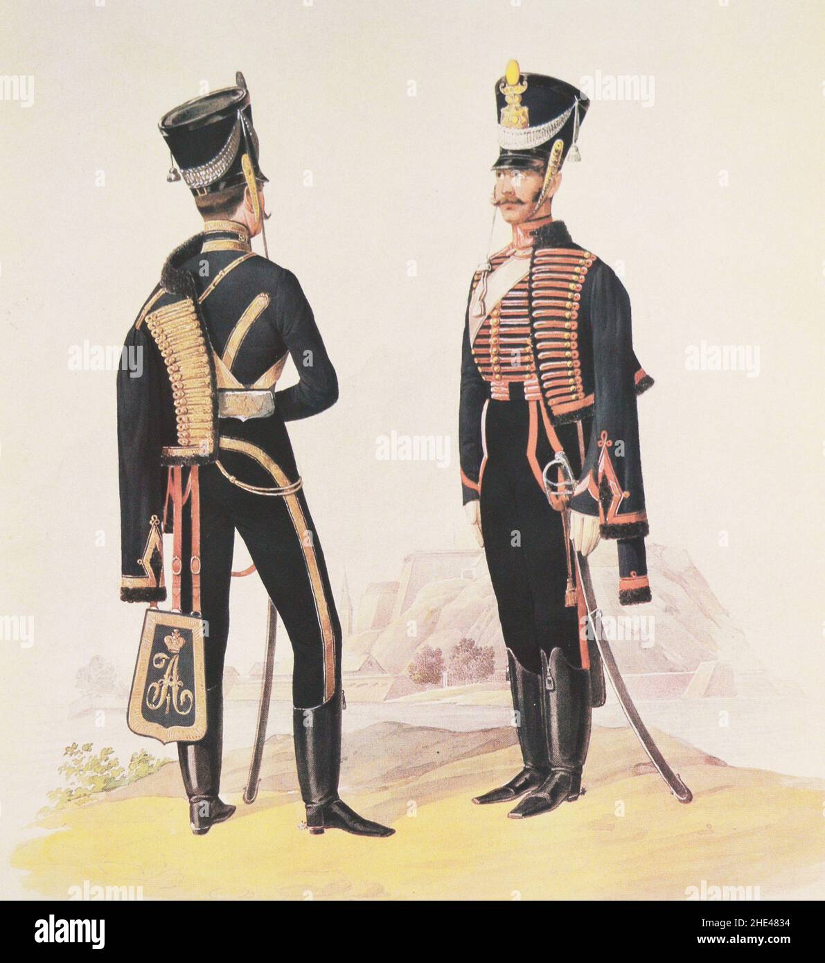 Offizier und Privatmann des Husarenregiments des Russischen Reiches Eljavetgrad im Jahr 1825. Stockfoto
