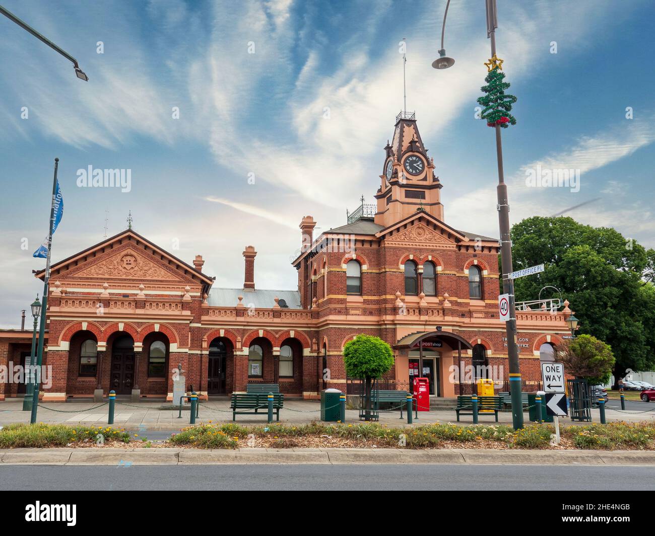 Das Postamt Traralgon, ein ikonisches Gebäude in der Region Gippsland östlich von Melbourne. Traralgon, Victoria, Australien - Januar 2022. Stockfoto