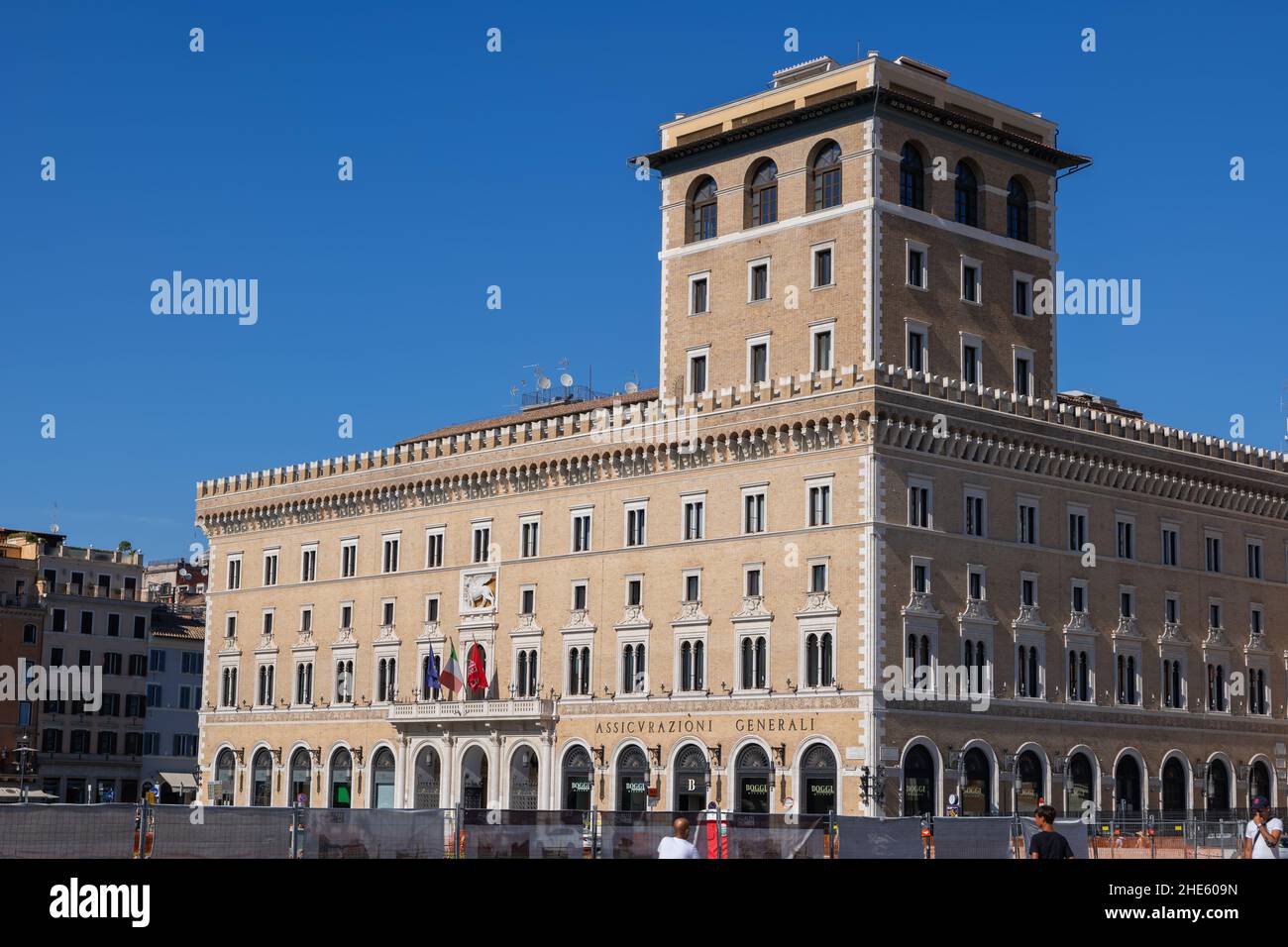 Rom, Italien, Palazzo delle Assicurazioni Generali Gebäude an der Piazza Venezia, Neo-Renaisance Architektur. Stockfoto