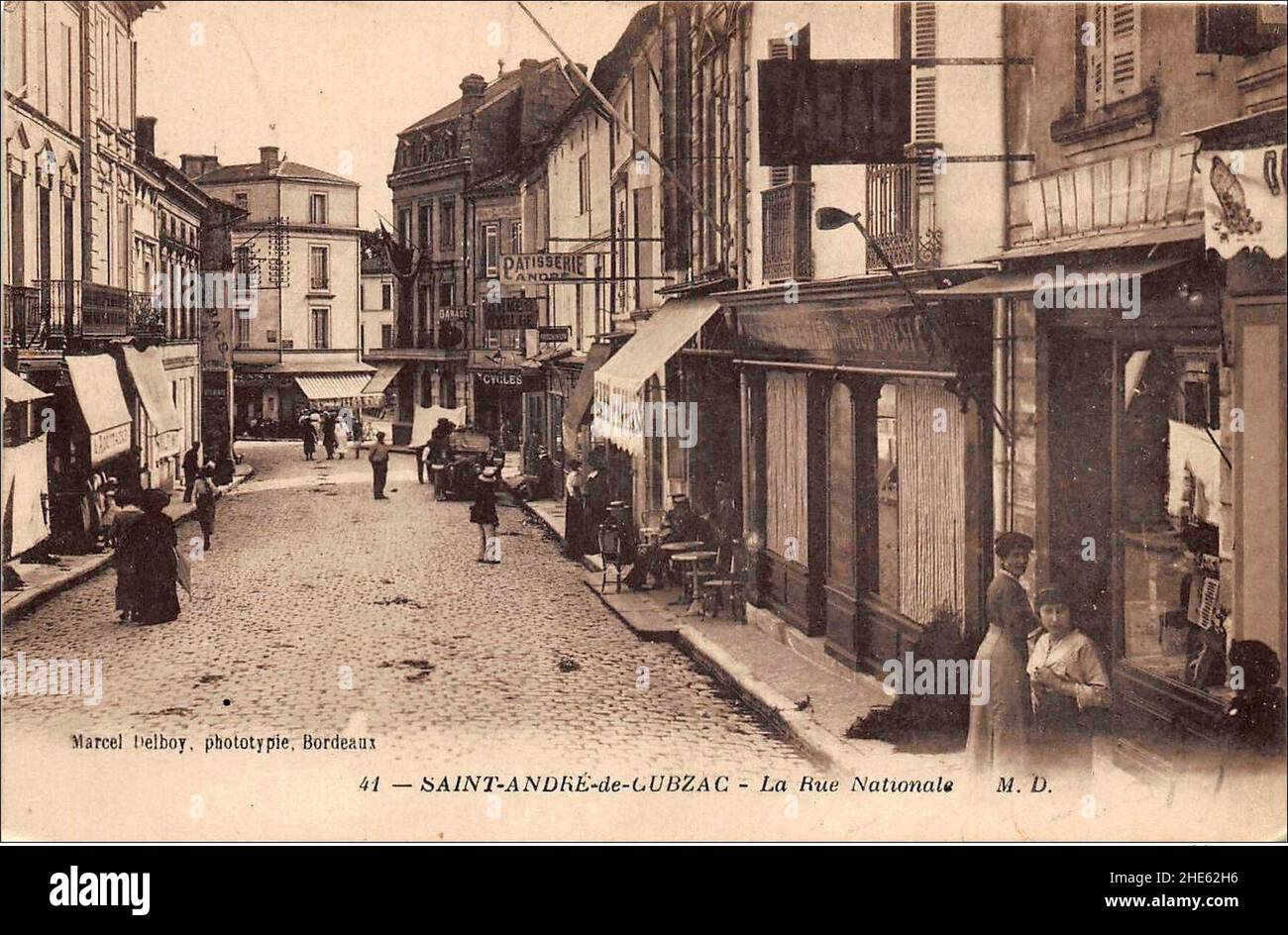 Saint-André-de-Cubzac - rue Nationale 7. Stockfoto