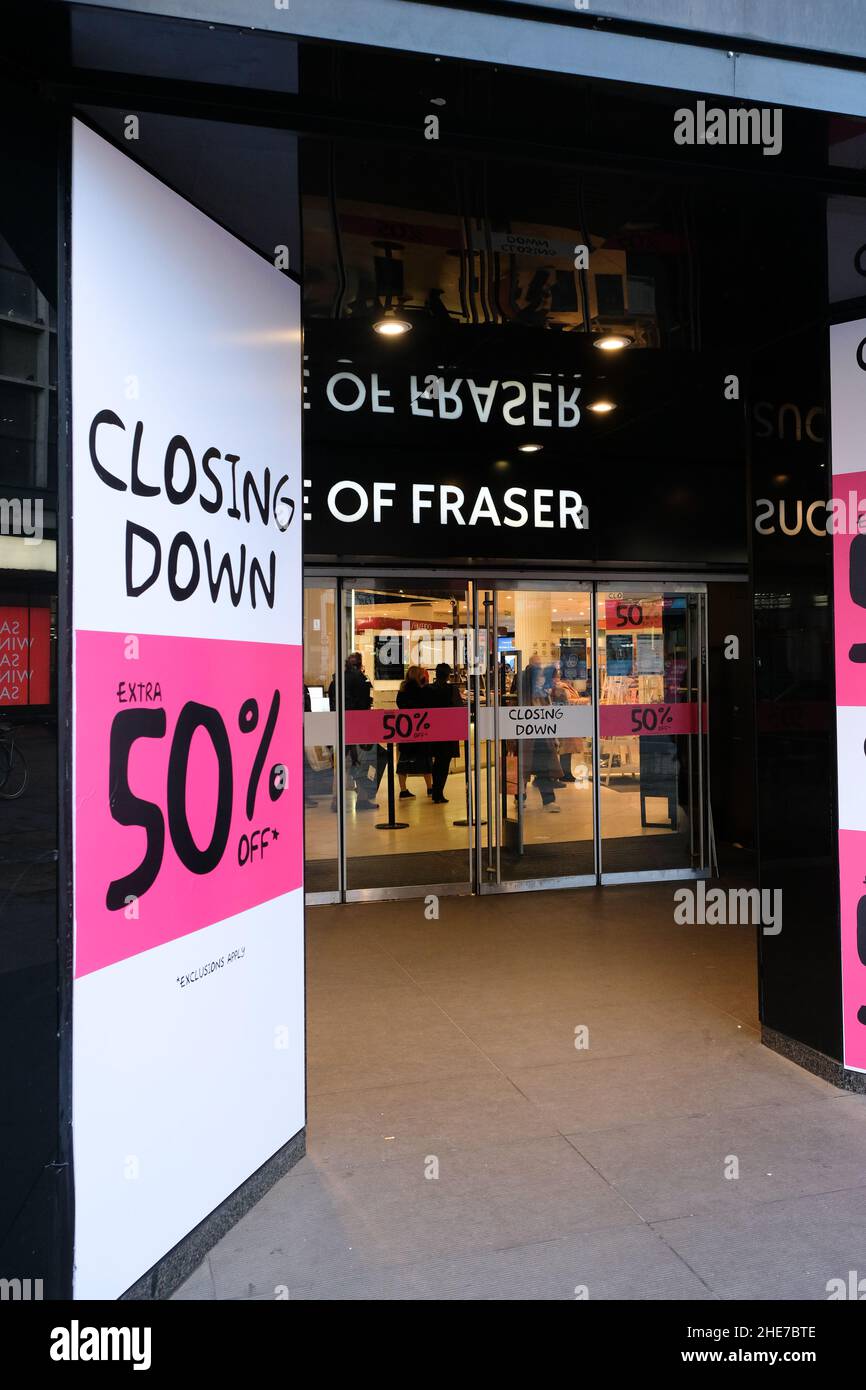 Oxford Street, London, Großbritannien. 9th. Januar 2022. Der Flagship-Store von House of Fraser in der Oxford Street schließt in zwei Tagen. Kredit: Matthew Chattle/Alamy Live Nachrichten Stockfoto