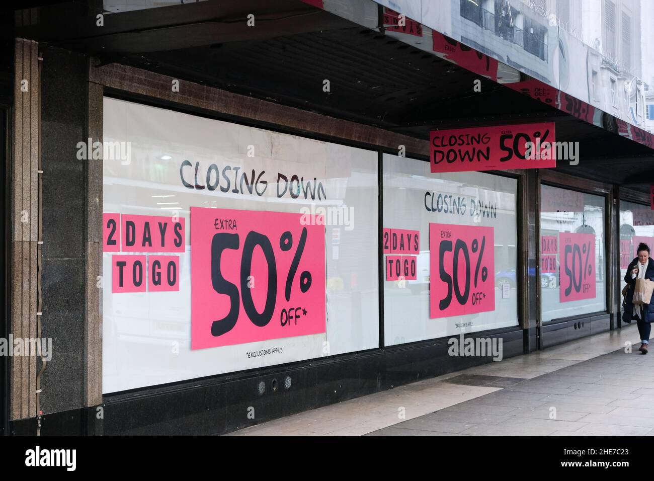 Oxford Street, London, Großbritannien. 9th. Januar 2022. Der Flagship-Store von House of Fraser in der Oxford Street schließt in zwei Tagen. Kredit: Matthew Chattle/Alamy Live Nachrichten Stockfoto