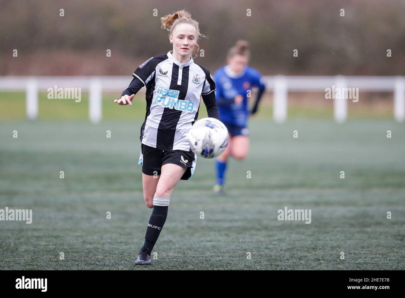 Newcastle Upon Tyne, Newcastle. 09th Januar 2022. Newcastle, England, 9th 2022. Januar Katie Barker aus Newcastle Utd während des Fußballspiels der Womens National League North Div 1 zwischen Newcastle United und FC United of Manchester im Druid Park in Newcastle, England Richard Callis/SPP Credit: SPP Sport Press Photo. /Alamy Live News Stockfoto