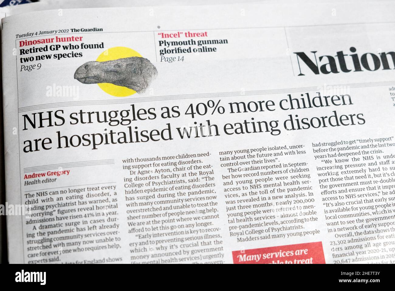 „der NHS hat Probleme, da 40 % mehr Kinder mit Essstörungen ins Krankenhaus eingeliefert werden“, titelt die Zeitung Guardian News zum Thema Gesundheitspflege 1. Januar 2022 Stockfoto