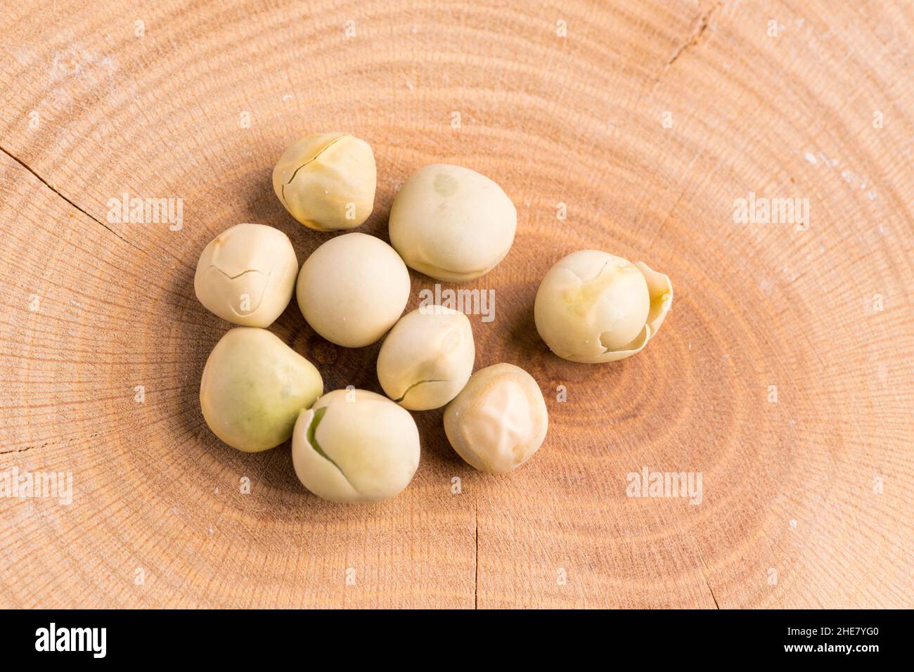 Erbsen in der Hülse in Nahaufnahme Stockfoto