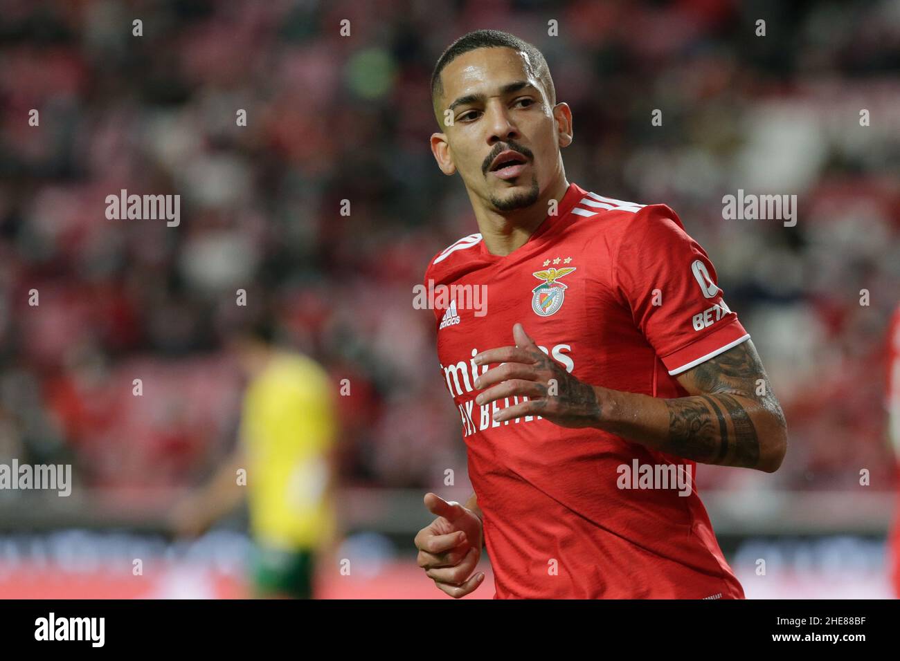 Lissabon, Portugal. 09th Januar 2022. Gilberto Verteidiger von SL Benfica beim Liga Portugal Bwin-Spiel zwischen SL Benfica und FC Paços de Ferreira am 09. Januar 2022 in Lissabon, Portugal. Valter Gouveia/SPP Credit: SPP Sport Press Photo. /Alamy Live News Stockfoto