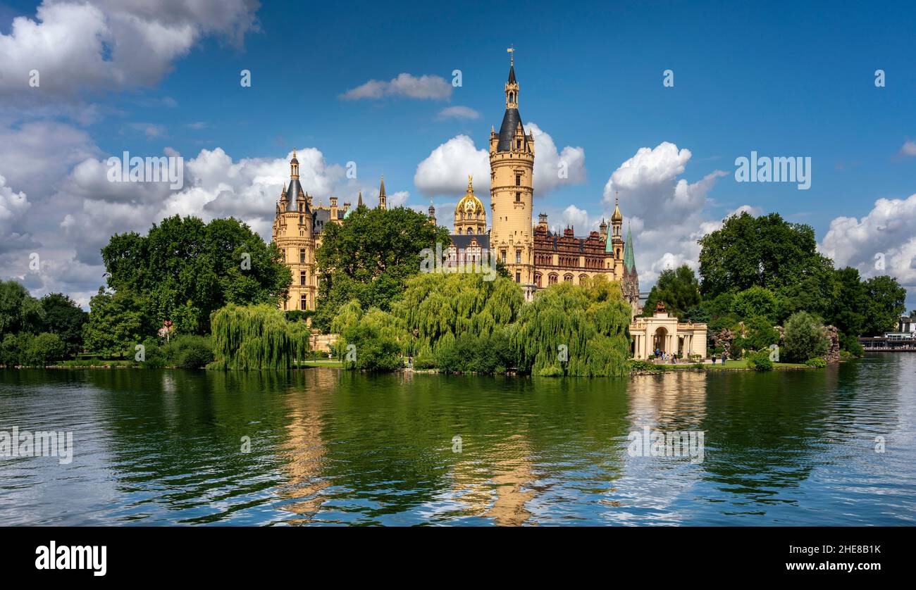 Panorama Vom Schweriner Schloss Auf Dem Schweriner See, Mecklenburg Vorpommern, Deutschland Stockfoto