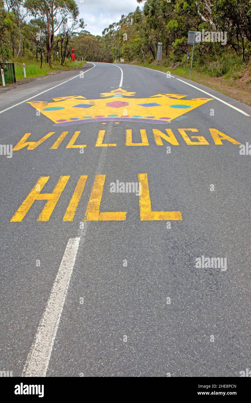 Der Gipfel des beliebten Radsteiges zum Old Willego Hill Stockfoto