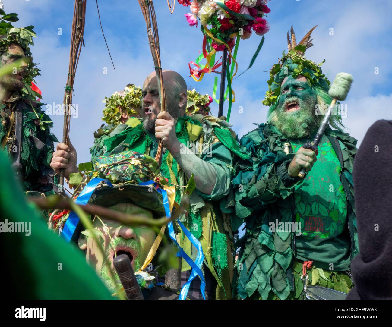 Hastings, Jack in the Green Fevities 1. Mai-Feiertagsparade, East Sussex, Großbritannien Stockfoto