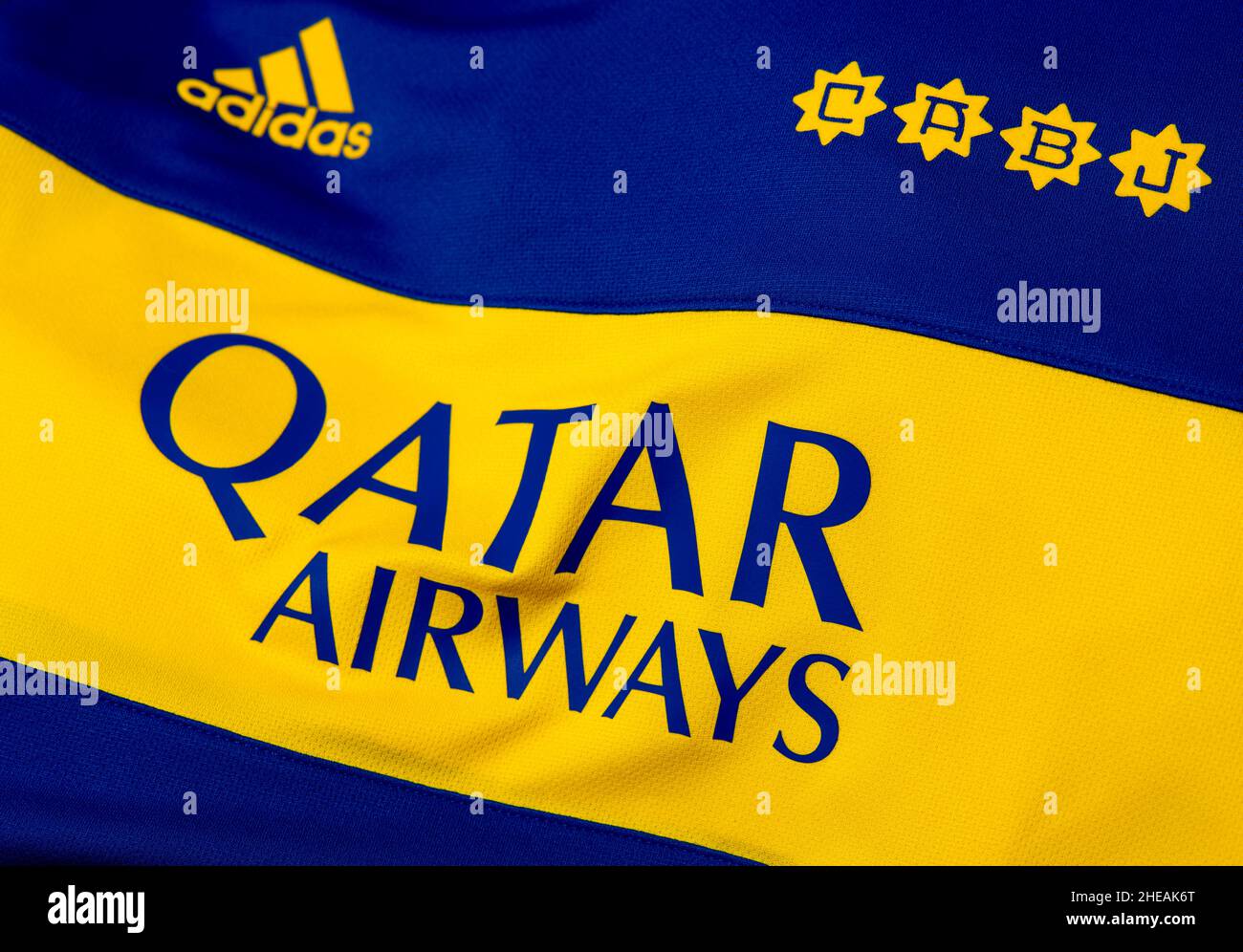 Nahaufnahme des Boca Juniors Heimtrikots. Stockfoto