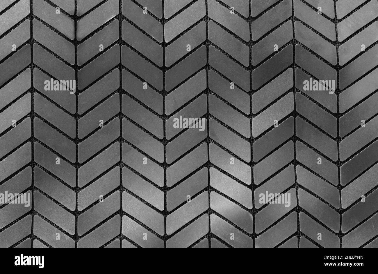 Graues Metall angeordnet in geometrischen Formen Hintergrund für Design in Ihrer Arbeit. Stockfoto