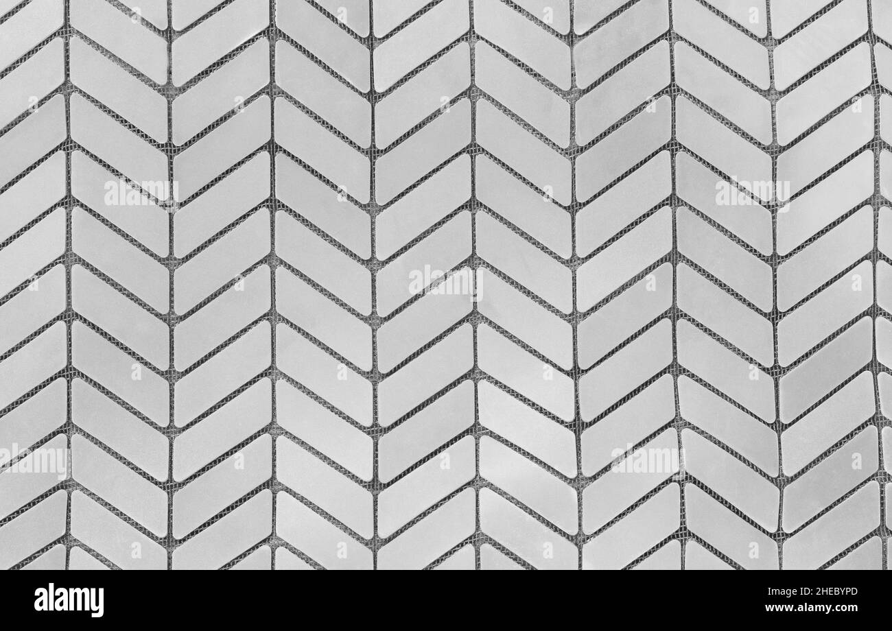 Weißes Metall angeordnet in geometrischen Formen Hintergrund für Design in Ihrer Arbeit. Stockfoto