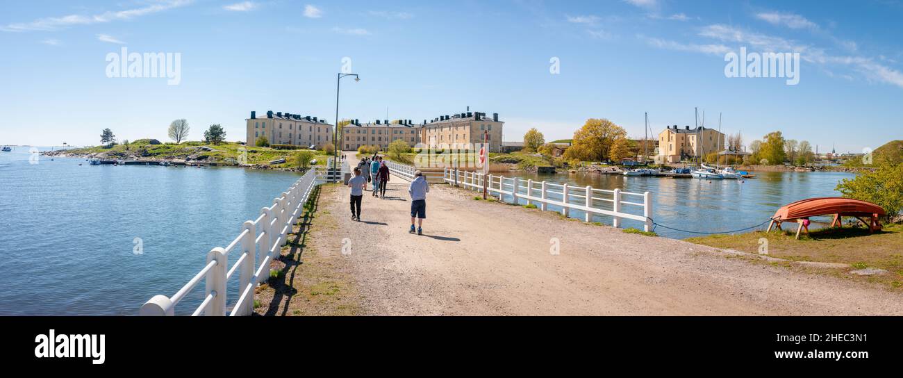 Frühling in der Seefestung Suomenlinna, Helsinki, Finnland Stockfoto