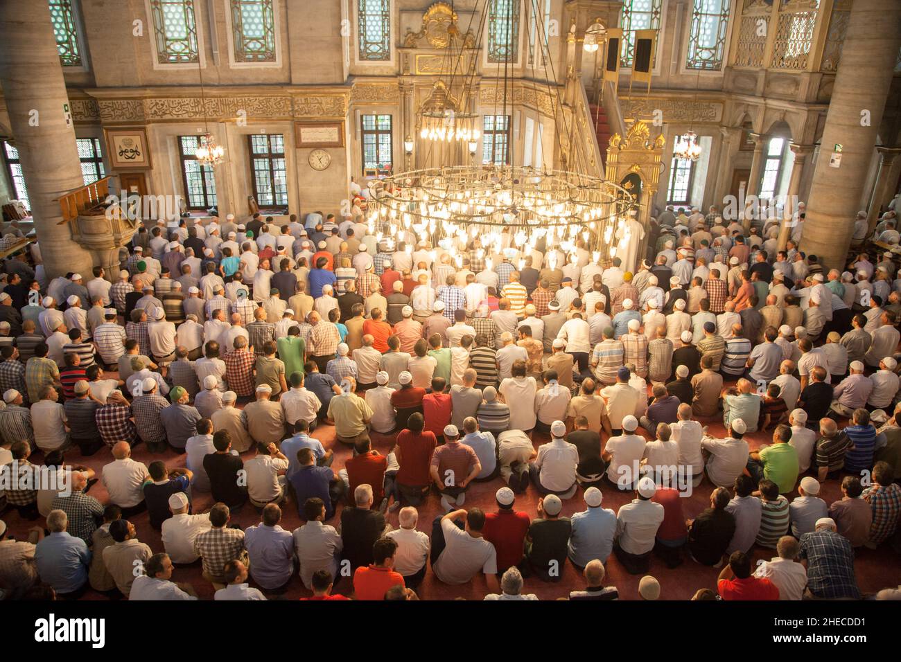 Istanbul, Türkei - 07-01-2016:Freitagsgebet muslimische Gemeinschaft in der Eyup Sultan Moschee Stockfoto