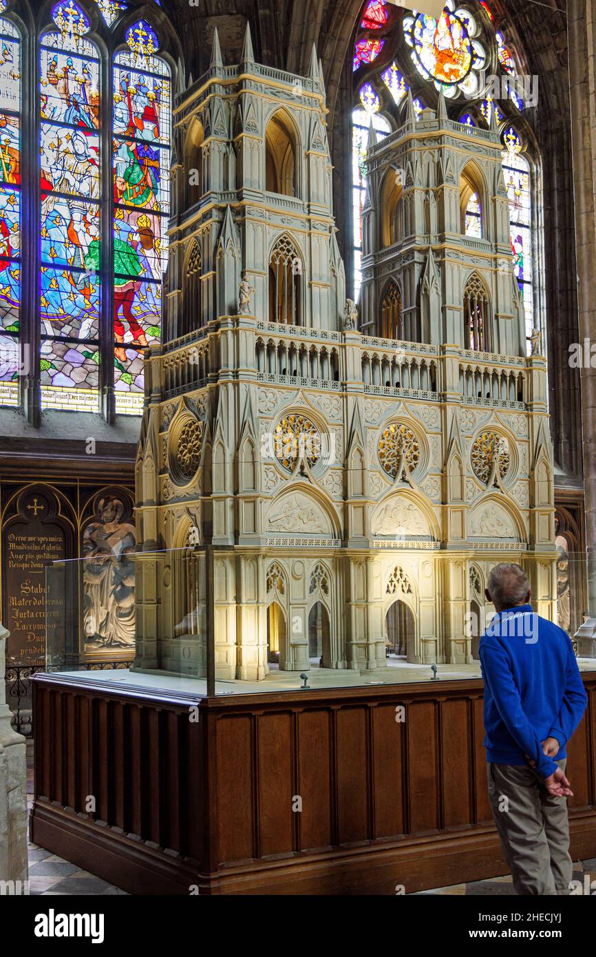 Frankreich, Loiret, Orleans, Ste Croix Kathedrale Modell im Inneren der Kathedrale Stockfoto