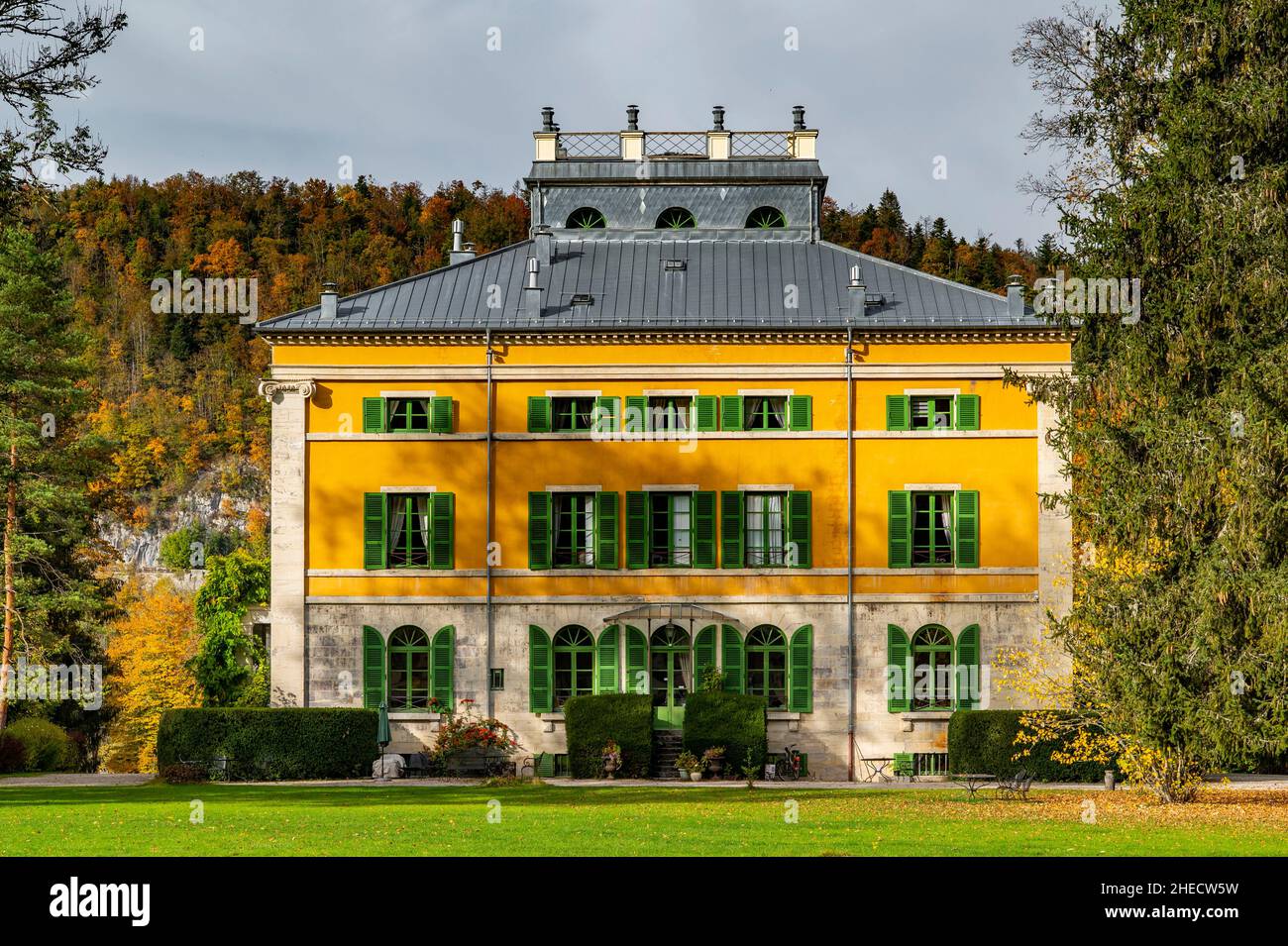 Frankreich; Jura, Regionaler Naturpark Oberjura; Syam die paladische Villa zeigt eine Architektur italienischen Einflusses, die perfekt inmitten des immensen Parks restauriert wurde Stockfoto