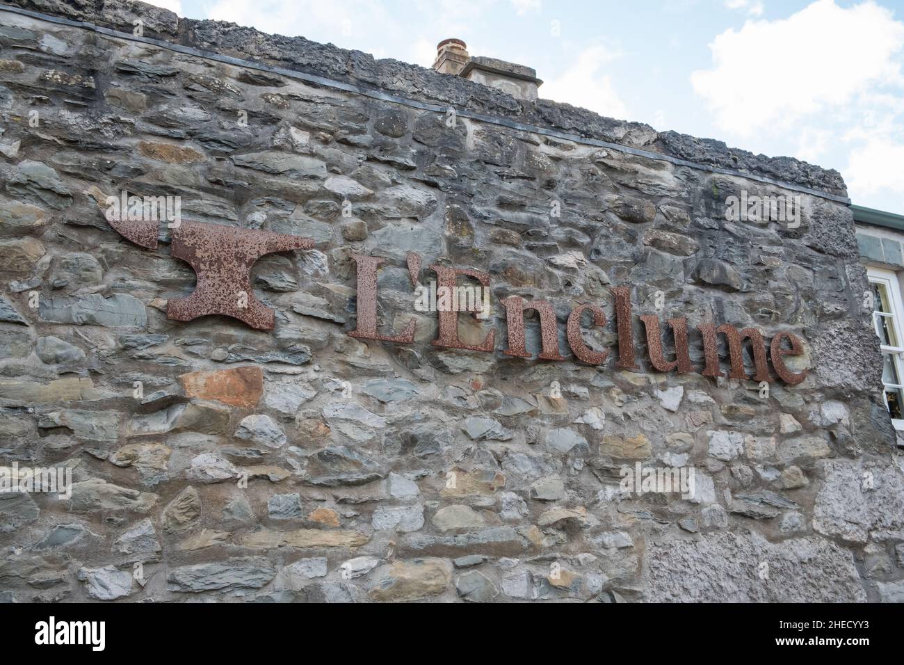 L'Enclume, das kürzlich in Cartmel, Lake District, Cumbria, Großbritannien, einen dritten Michelin-Stern erhielt Stockfoto