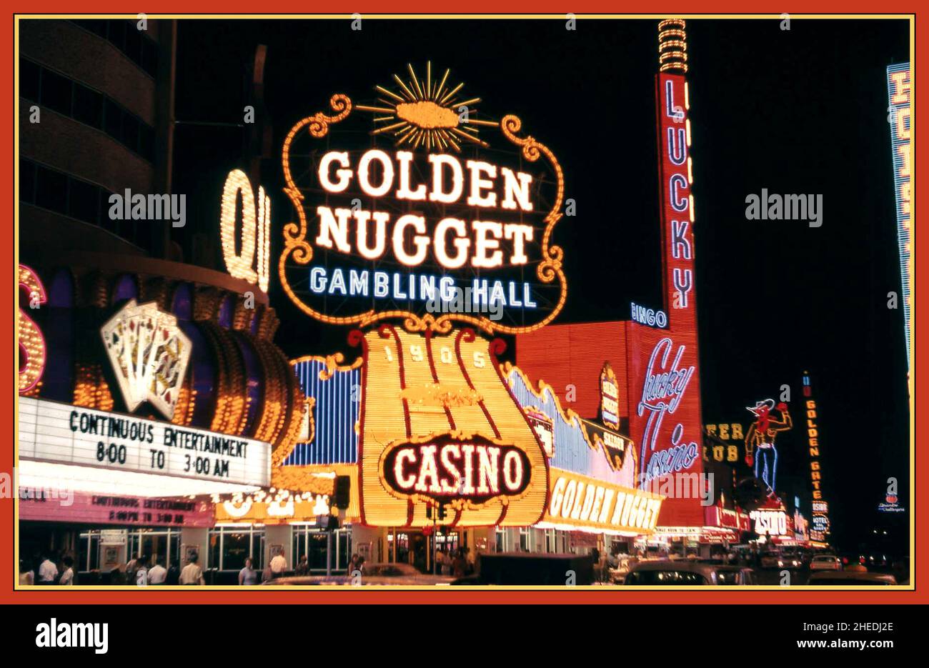 Vintage 50s Las Vegas at Night Golden Nugget, 1950er/1960er Fremont Street Gambling Halls Neon Lights Retro Nevada America USA Stockfoto