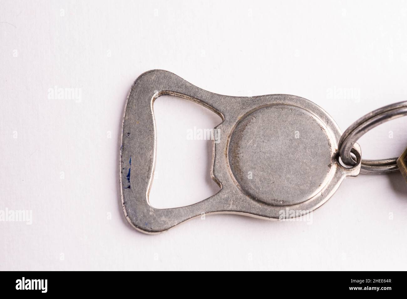 Flaschenöffner vintage in silber schmutzig Stockfoto