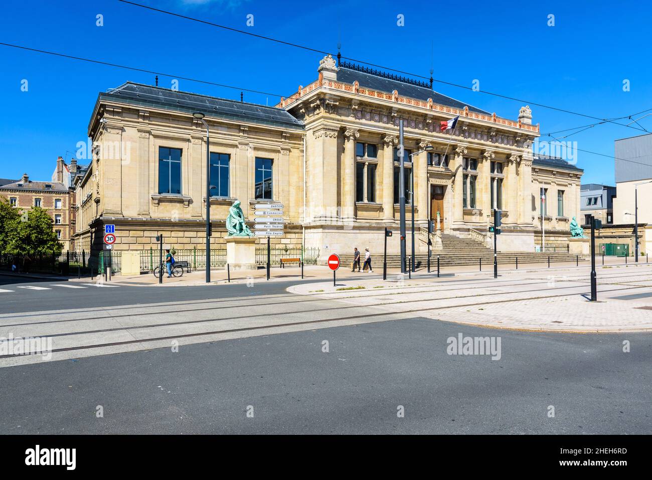 Gesamtansicht des Gerichtsgebäudes von Le Havre, Frankreich. Stockfoto