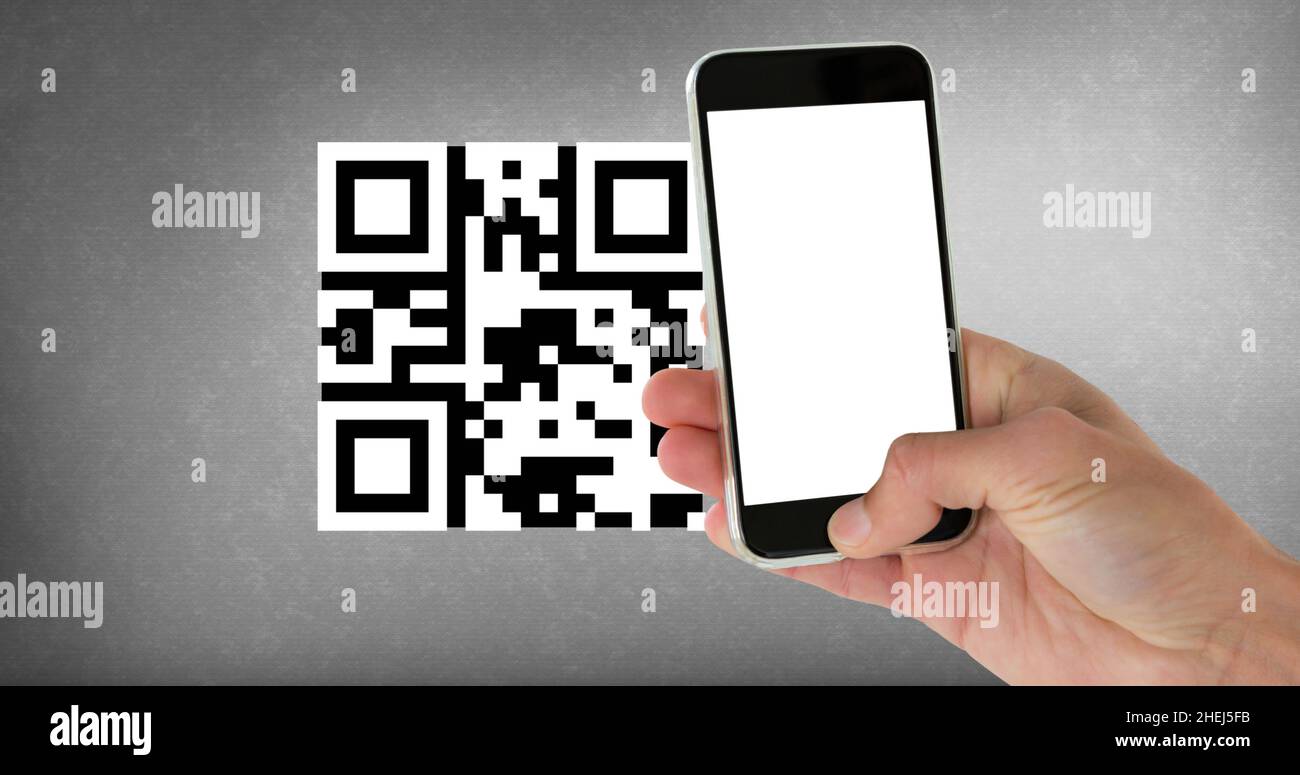 Bild einer Frau, die den qr-Code mit dem Smartphone auf grauem Hintergrund scannt Stockfoto