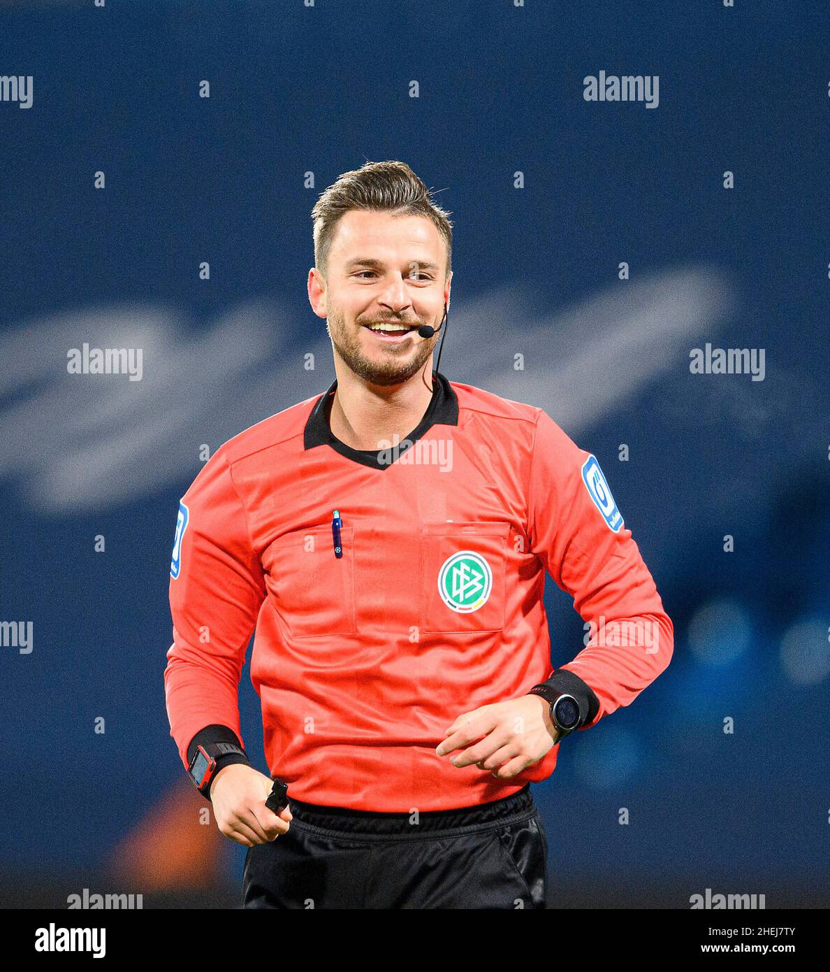 Schiedsrichter Daniel SCHLAGER Soccer 1st Bundesliga, Spieltag 18th, VfL Bochum (BO) - VfL Wolfsburg (WOB) 1: 0, am 9th. Januar 2022 in Bochum / Deutschland. #die DFL-Vorschriften verbieten die Verwendung von Fotos als Bildsequenzen und/oder quasi-Video # Â Stockfoto