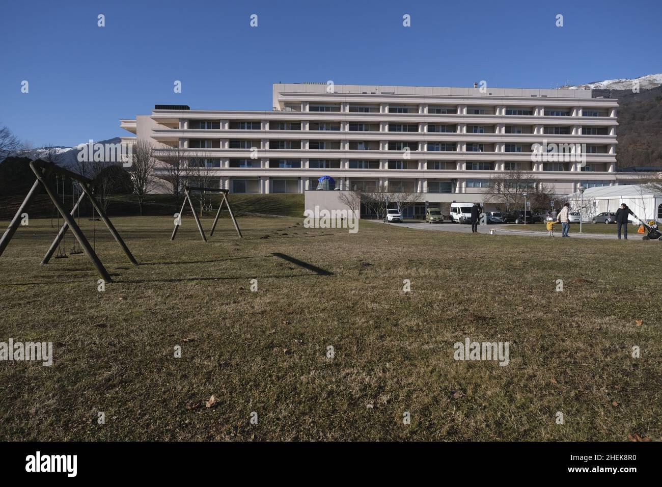 Eine allgemeine Ansicht des CRO-Krankenhauses, in dem der Präsident des Europäischen Parlaments, David Sassoli, am 11. Januar 2021 in Aviano, Italien, starb. Stockfoto