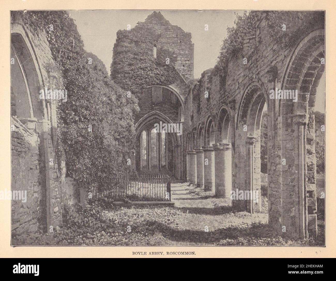 Boyle Abbey, Roscommon. Irland 1905 altes antikes Vintage Druckbild Stockfoto