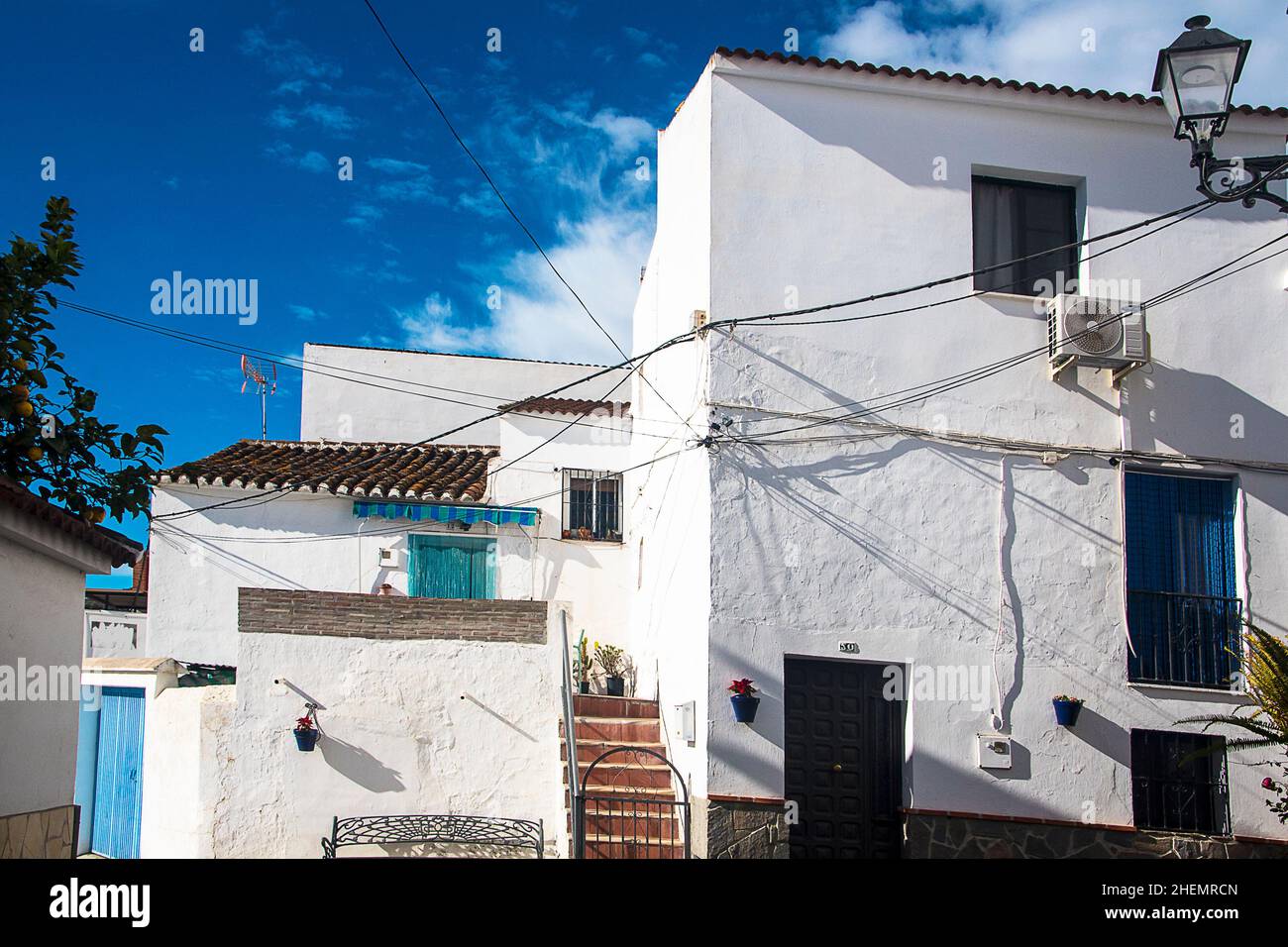 Canillas de Albaida ist eine Stadt in der Provinz Málaga, Spanien. Sie ist Teil der „Sonnen- und Weinstraße“ in der Region Axarquía Stockfoto Canillas de Albaida ist eine Stadt in der Provinz Málaga, Spanien. Sie ist Teil der „Sonnen- und Weinstraße“ in der Region Axarquía Stockfoto