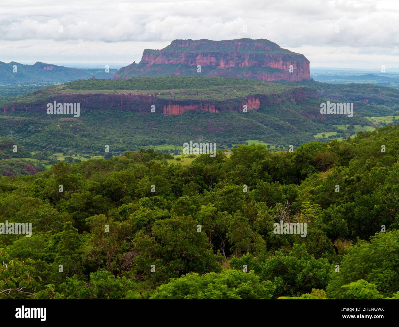 Schöne Hügel in der Nähe von Cuiabá Stadt, Mato Grosso, Brasilien Stockfoto