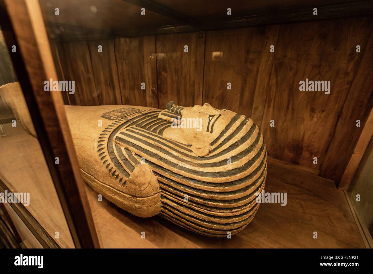 KAIRO, ÄGYPTEN - 13. NOVEMBER 2018: Sarkophag von Tutanchamun im Museum für Ägyptische Altertümer in Kairo Stockfoto