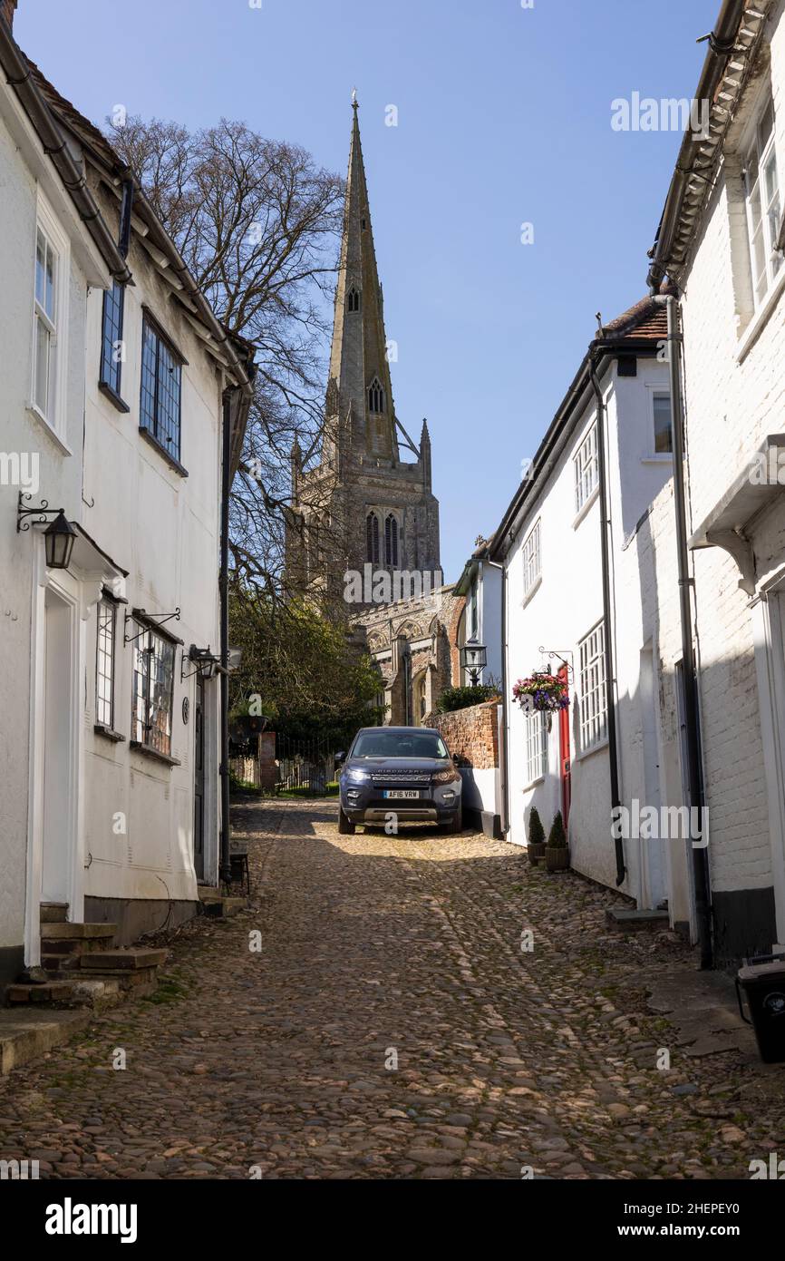 Thaxted, Essex, Blick auf die Stoney Lane in Richtung Pfarrkirche Stockfoto