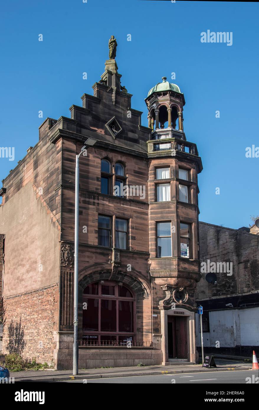 Architektur des ehemaligen British Linen Bank Building in der High Street Glasgow. Stockfoto