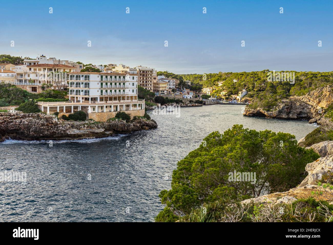 Blick in die fjordähnliche Bucht von Cala Figuera, Santanyí, Mallorca, Mallorca, Balearen, Spanien Stockfoto