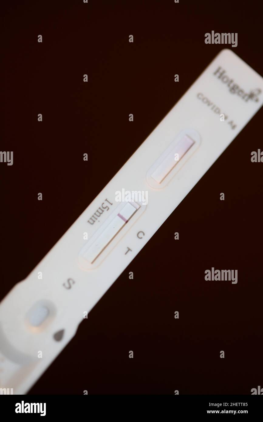 Corona Virus Schnelltest Nahaufnahme covid 19 Hintergrund hochwertige Großformatdrucke Stockfoto