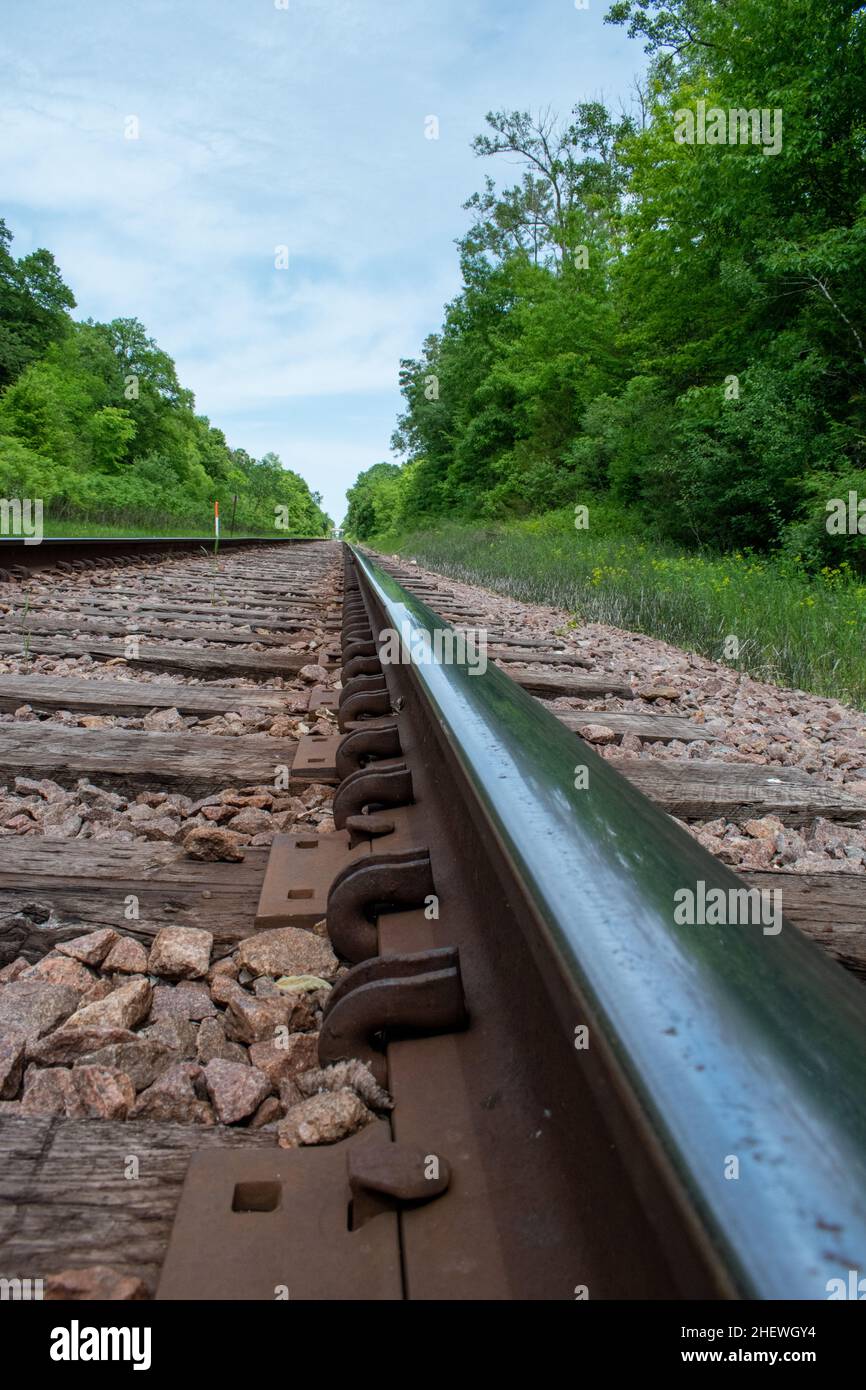 Eisenbahnschienen in der Landschaft Stockfoto