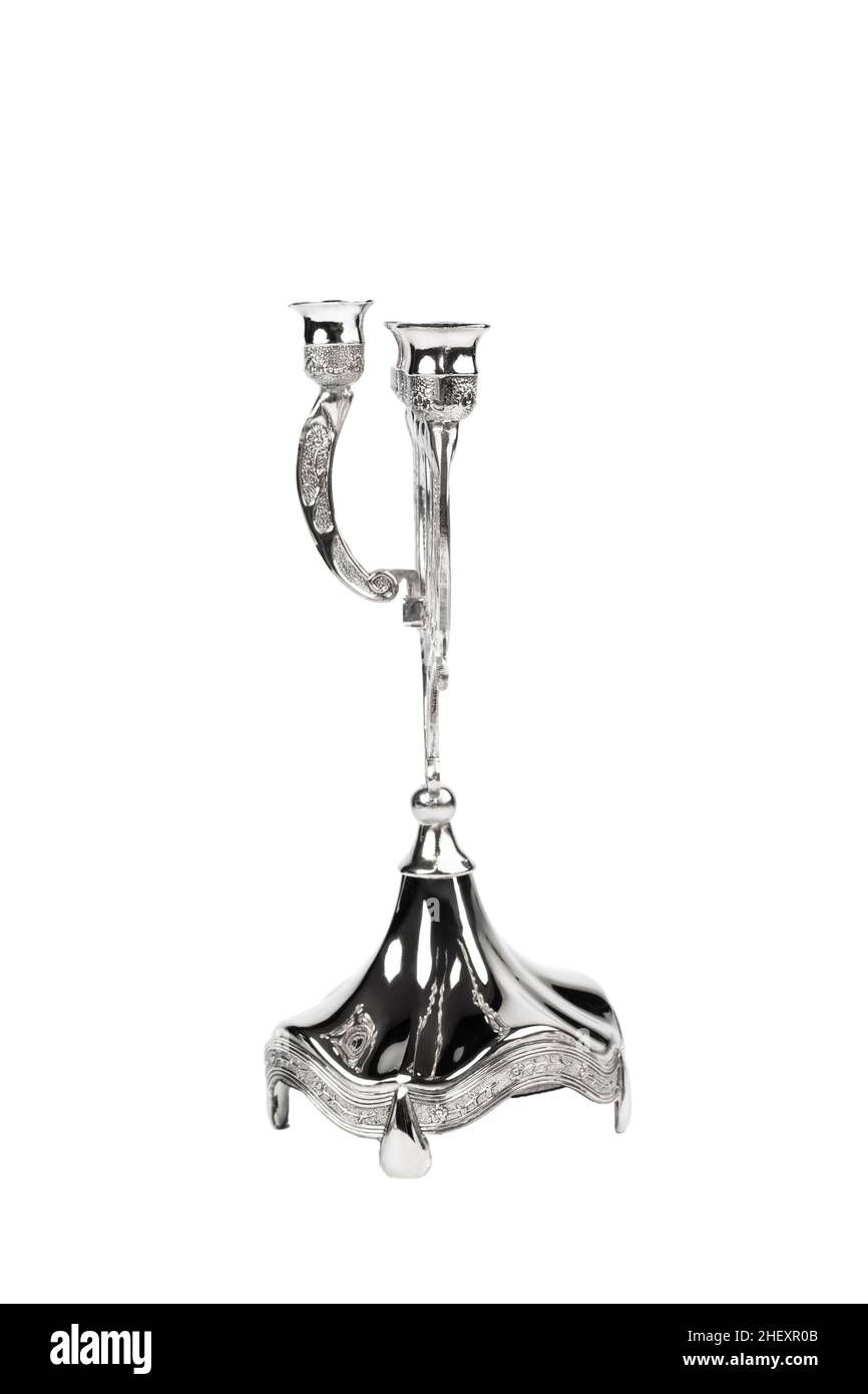 Silberne Hanukkah Menorah auf weißem Hintergrund Stockfoto