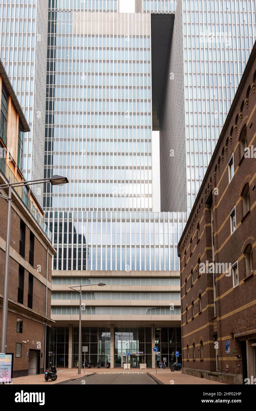 Blick auf Rotterdam, Wohnhaus, Wilhelminapier, Rotterdam, Niederlande Stockfoto