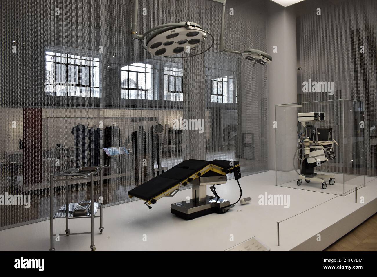 The Wellcome Gallerien - Medizinbezogene Objekte, ausgestellt im Science Museum in London. Stockfoto