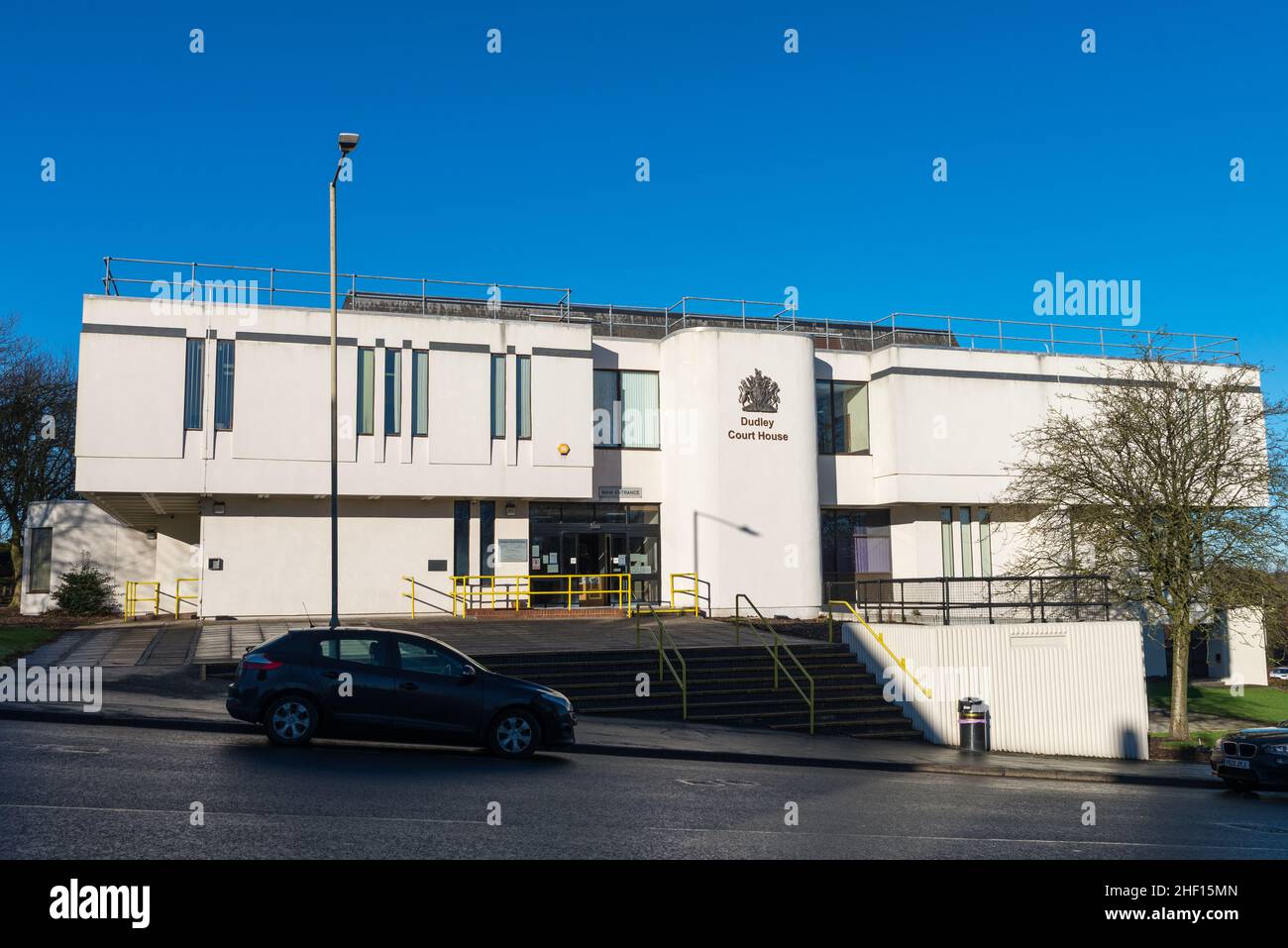 Dudley Court House, das das Dudley Magistrate Court in Dudley, West Midlands, Großbritannien, beherbergt Stockfoto