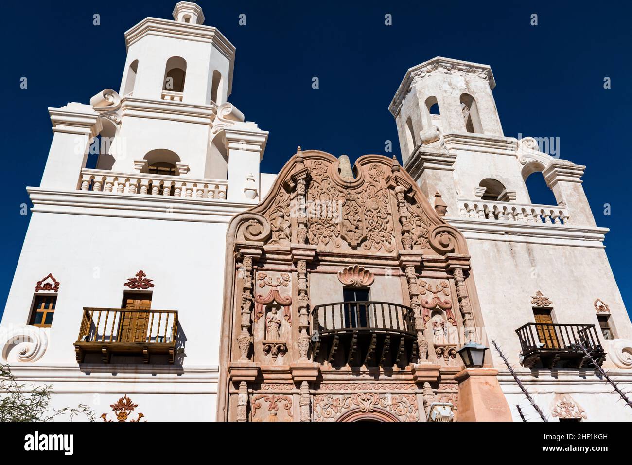 Die spanische Mission San Xavier Del Bac in der Nähe von Tucson, Arizona, USA Stockfoto