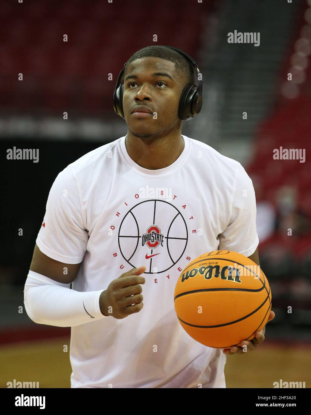 13. Januar 2022: Ohio State Buckeyes Forward E.J. Liddell (32) während des NCAA Basketballspiels zwischen den Ohio State Buckeyes und den Wisconsin Dachsen im Kohl Center in Madison, WI. Darren Lee/CSM Stockfoto