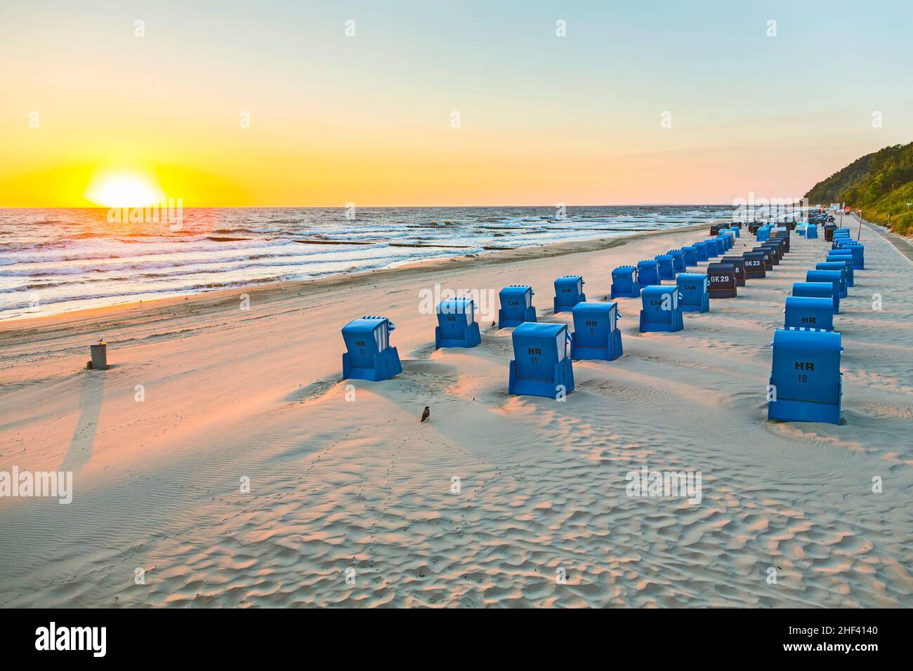 Liegen im Morgenlicht an der Ostsee Stockfoto