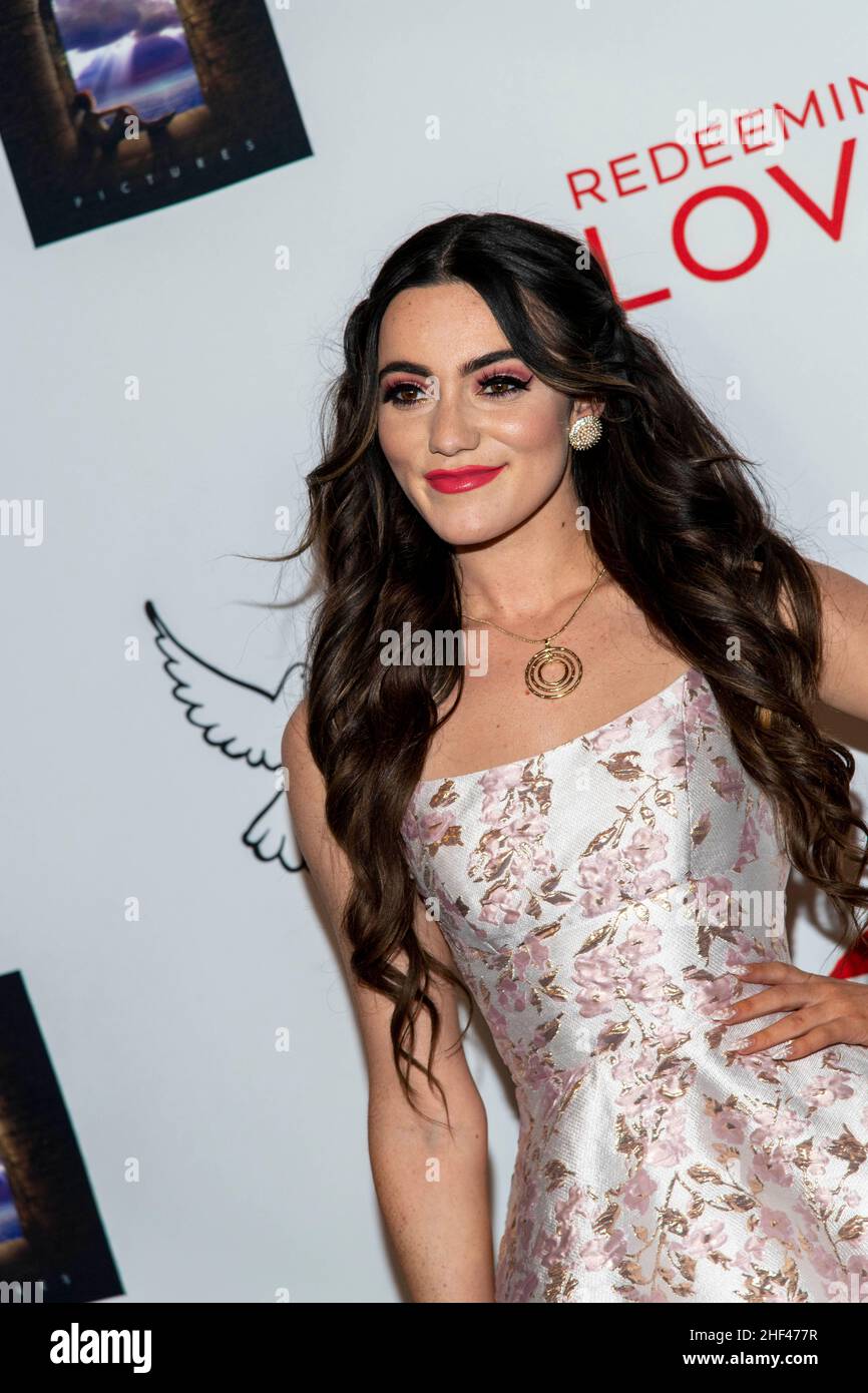 Hollywood, USA. 13th Januar 2022. Liana Ramirez nimmt an der Premiere von Pinnacle Peak Films 'Redeeming Love' im DGA Theater, Hollywood, CA am 13. Januar 2022 Teil.Quelle: Eugene Powers/Alamy Live News Stockfoto